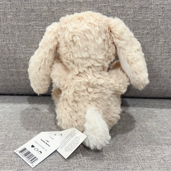 Jellycat yummy Bunny Beige Brand New with Tags (BNWT) - Picture 3 of 5